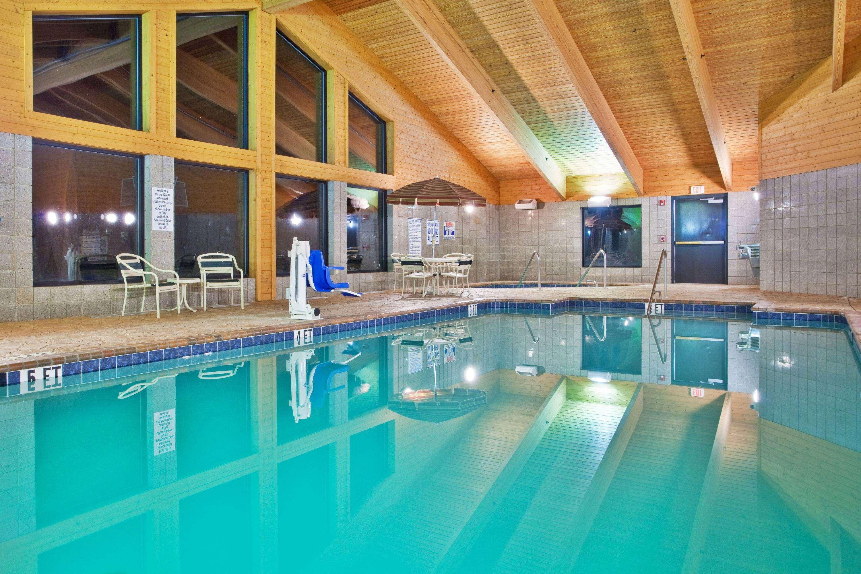 アメリクイン バイ ウィンダム ボイリング スプリングス ニア ガードナー ウェブ ユニバーシティ Boiling Springs エクステリア 写真